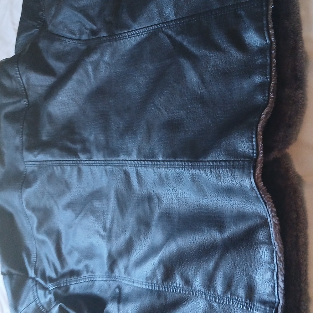 Men's Black Faux Leather Jacket with Gray Faux Fur Lining - Picture 11 of 12